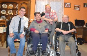 conseiller Maison Auton'home avec clients paraplégiques