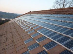 Maison Auton'home : des maisons intelligentes avec tuiles photovoltaïques pour des économies d'énergie