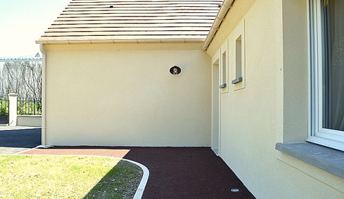 Maison Auton'home : des cheminements extérieurs accessibles et adaptés